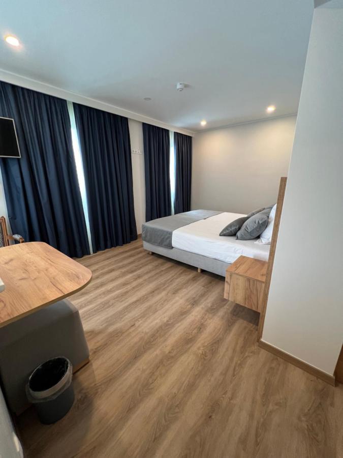 Hotel Le Postillon Ехтернах Екстер'єр фото