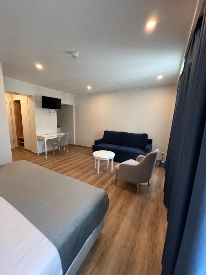 Hotel Le Postillon Ехтернах Екстер'єр фото